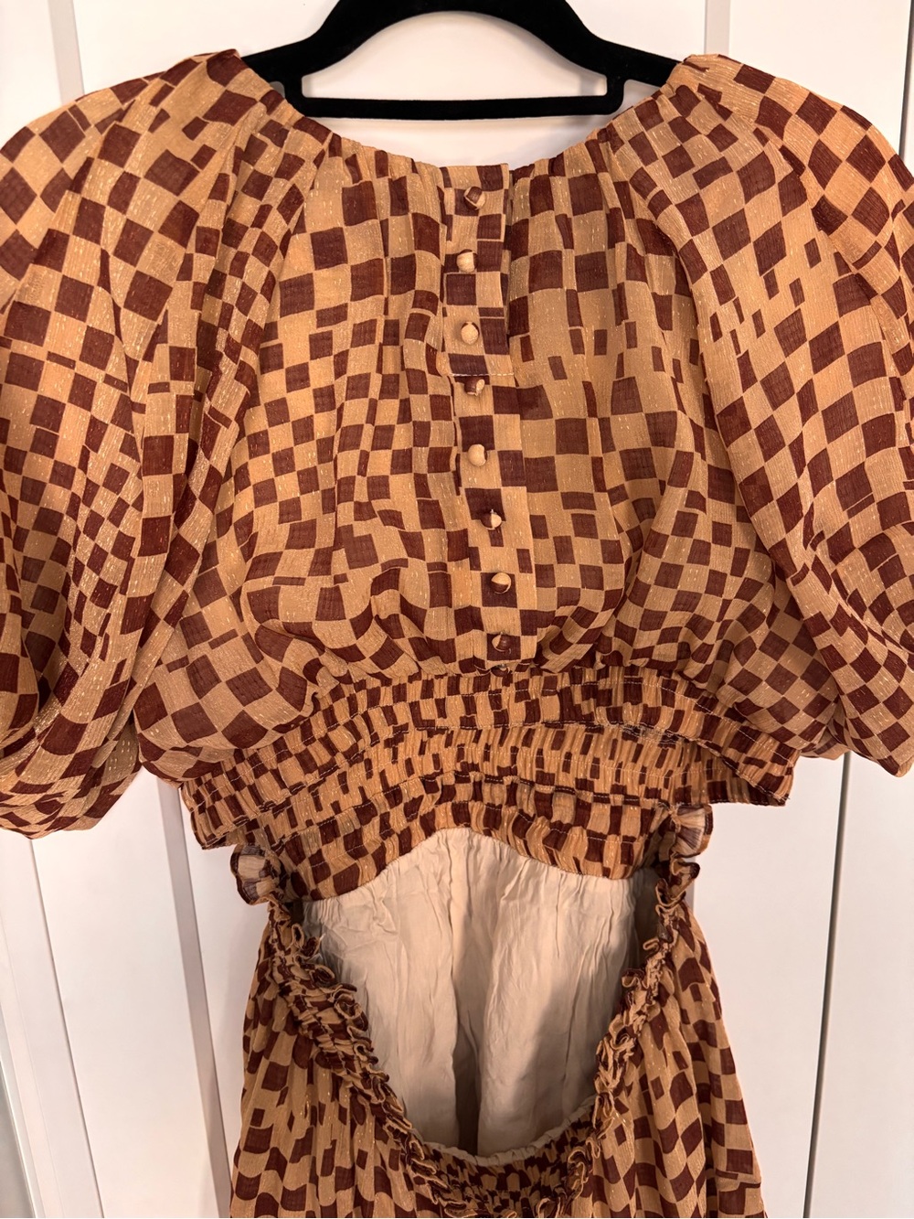 Moon River Brown & Tan Checker High-Low Puff Sleeve Dress - Picture 3 of 5